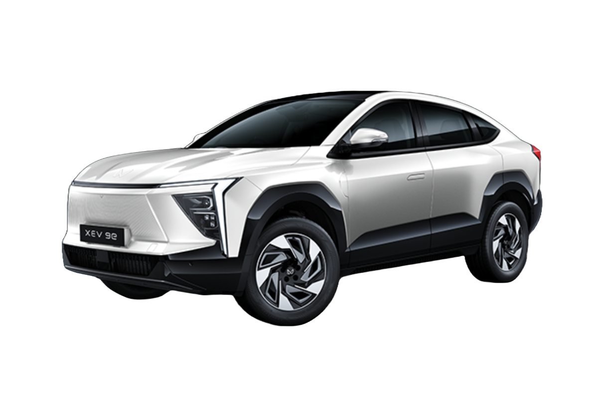 XEV 9e Pack Three Select 59 kWh 11.2kw Charger