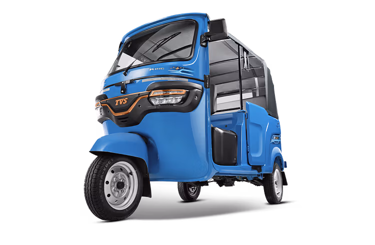 TVS King EV Max Sells 5,624 Units in H1 2025, Eyes Top 10 Spot in E-3W Market