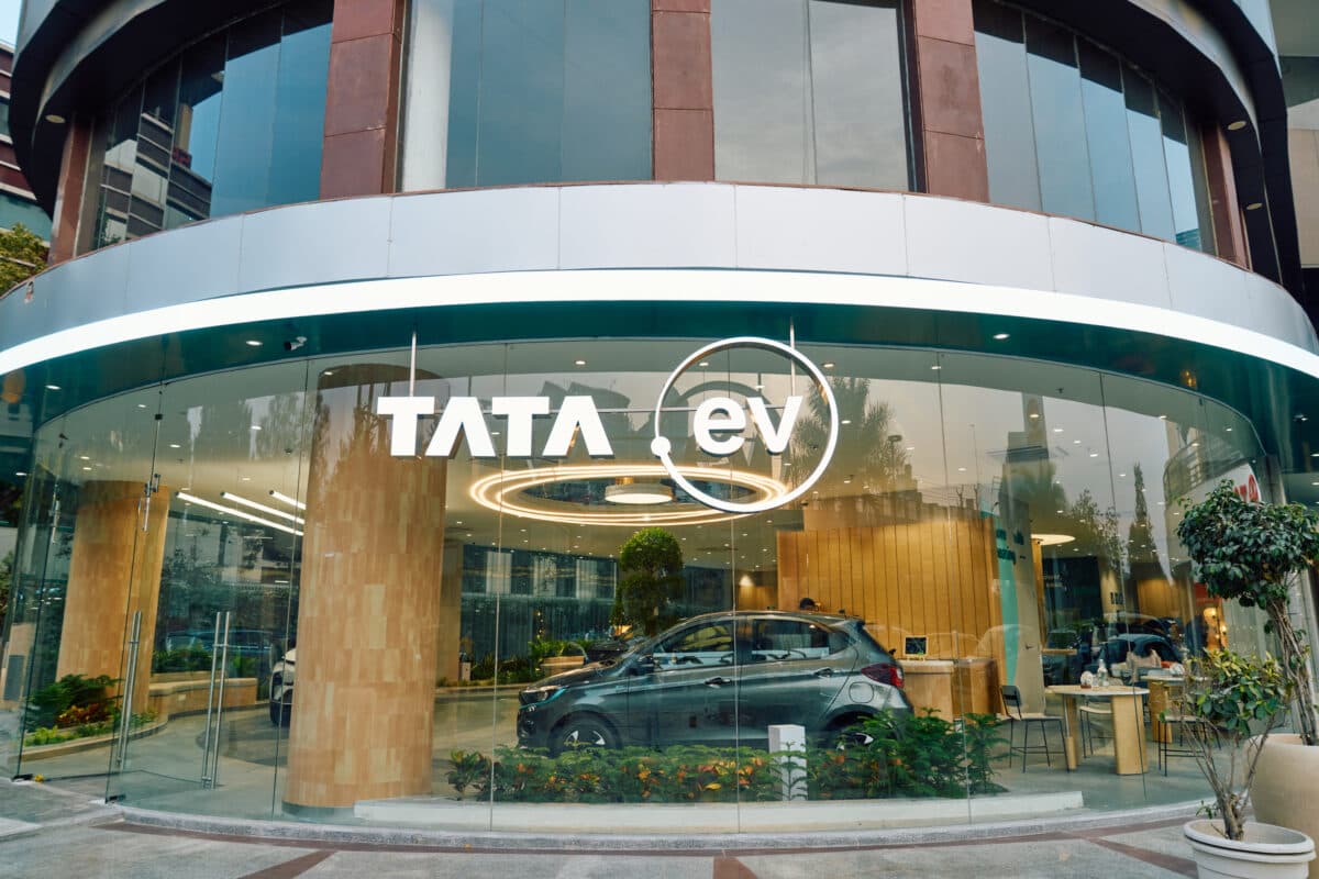 Kochi welcomes two new Tata Passenger Electric Mobility stores