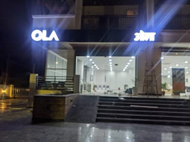 OLA Experience Centre, Hoshangabad Road