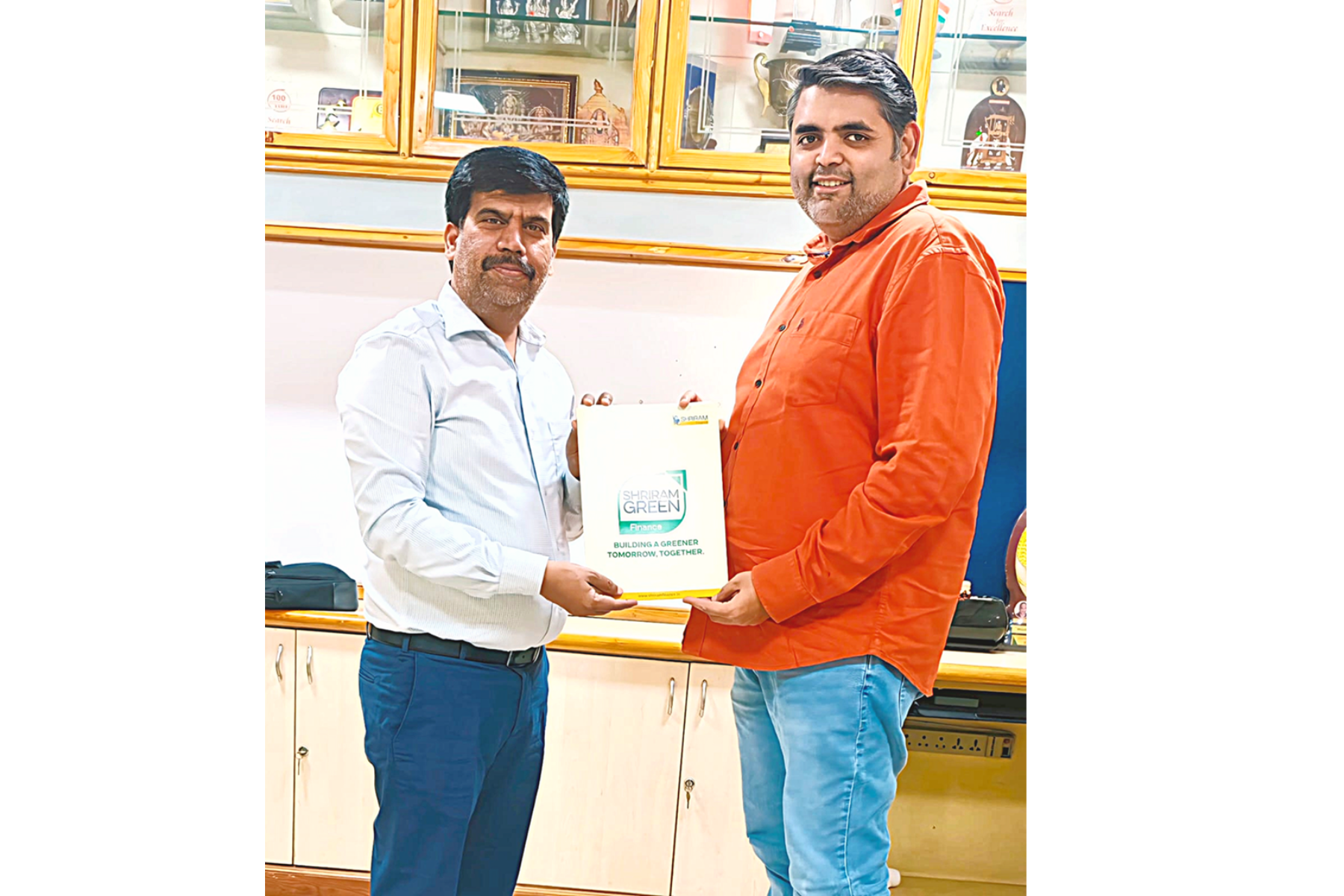 Buying Electric Scooter Gets Easy: Odysse Signs MoU with Shriram Green Finance