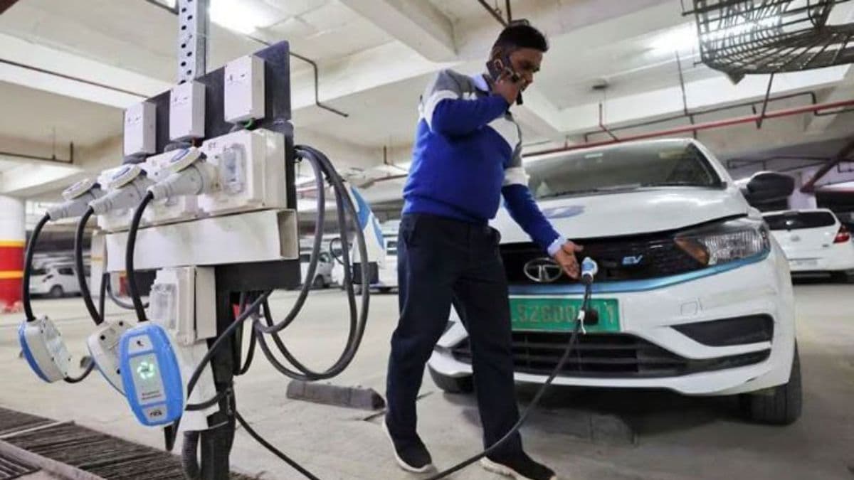 EV penetration in India to reach 50%, 22 Mn EV Sales by 2035: Report